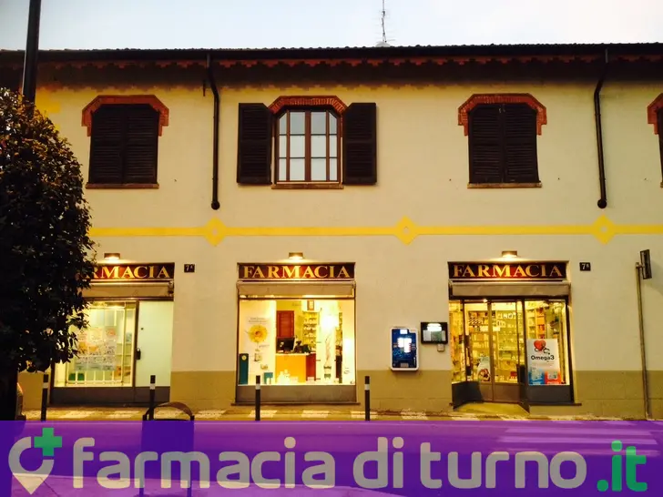 Lafarmacia.Piazza Anselmo