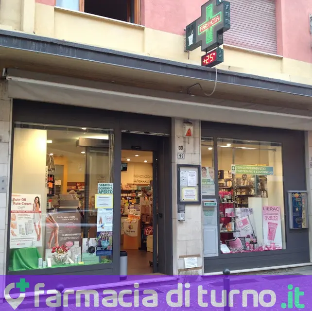 Farmacia S.Chiara Di Benvenuti E C. Snc